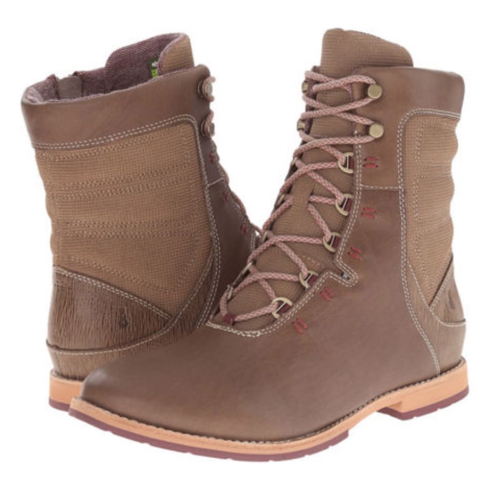 Ahnu Women's Chenery Lace Up Boot in Timberwolf